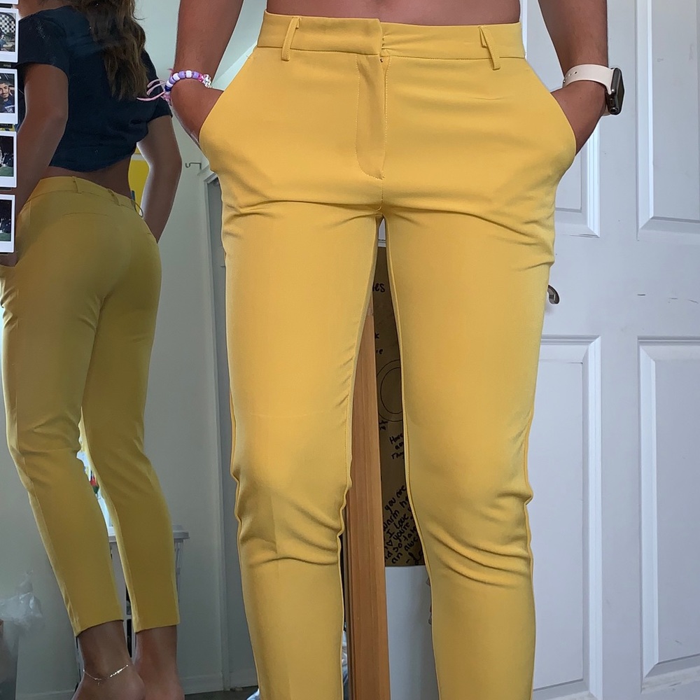 Cropped Yellow Pants
